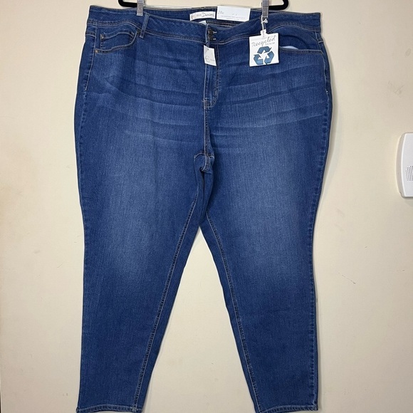 CATO Curvy Plus Size Medium Wash Jeggings - Picture 1 of 5